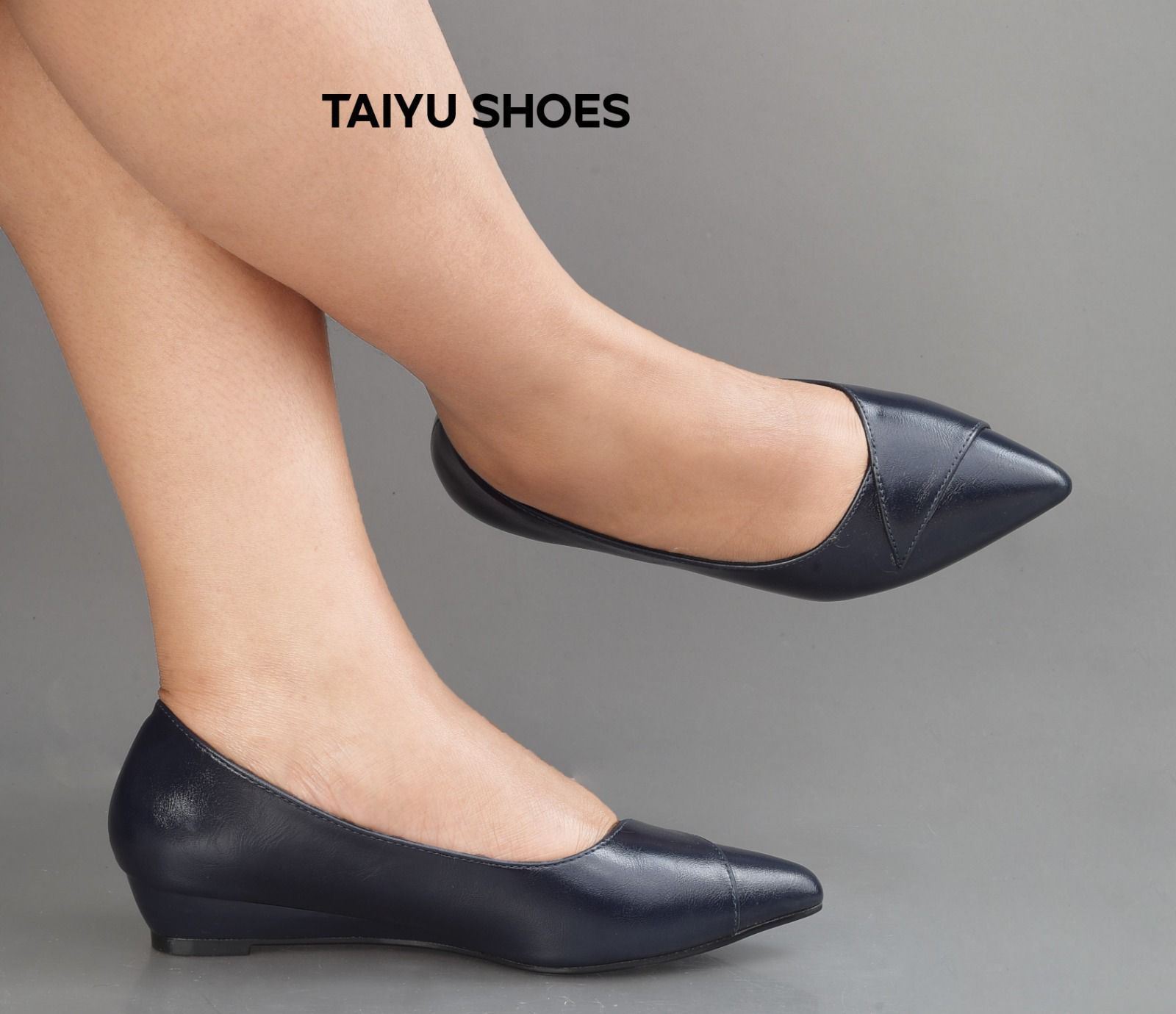 Luxurious High Quality TAIYU WEDGES 🔥HIGH quality women/ ladies wedge heels 😍 women fashionable closed wedges heels ❤️‍🔥very cute looking 😍 and super comfortable for all day long