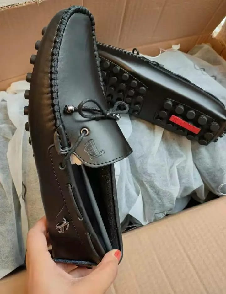 LOAFERS SUEDE ⚡.High quality official flat leather loafer all weather wearing classic 🔥MENS LACOSTE⚡ loafers easy to clean and also wash and wear shoes,, very cute😘