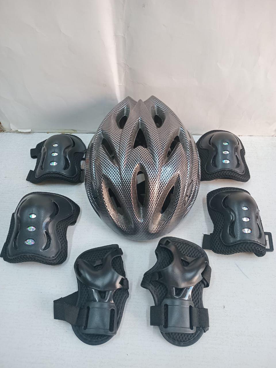🛴🛹 7-in-1 Safety Helmet & Protective Pads Set Keep your child safe while they ride, skate, or cycle in style! 🚴‍♂️✨This complete protective gear set is designed for maximum safety, comfort,