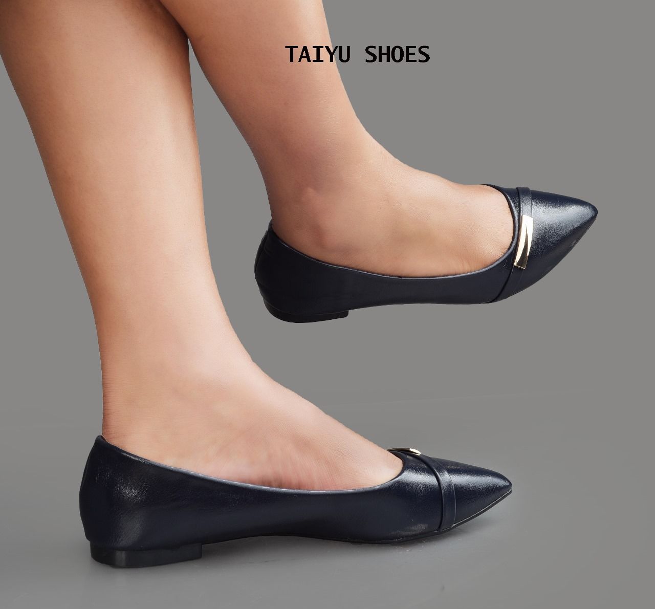 👠 TAIYU SHOES – Elegant Pointed Flat Ladies Shoes 👠Step out in confidence with Taiyu Shoes – where elegance meets everyday comfort. Designed for the modern woman who loves style without sacrificing