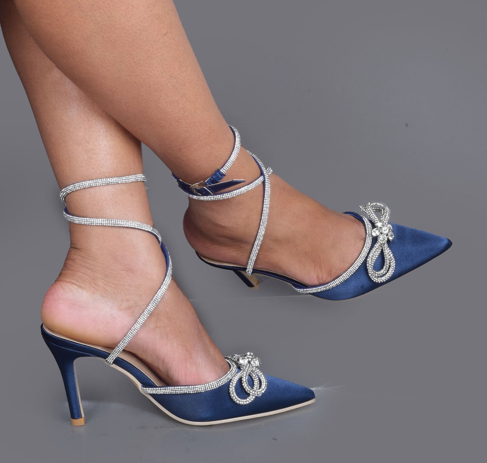 👠 Elegant Rhinestone Strap Heels 👠Chic • Glamorous • Statement Style Turn heads with these stunning pointed heels designed to add sparkle to your look.💎 Sparkling Rhinestone