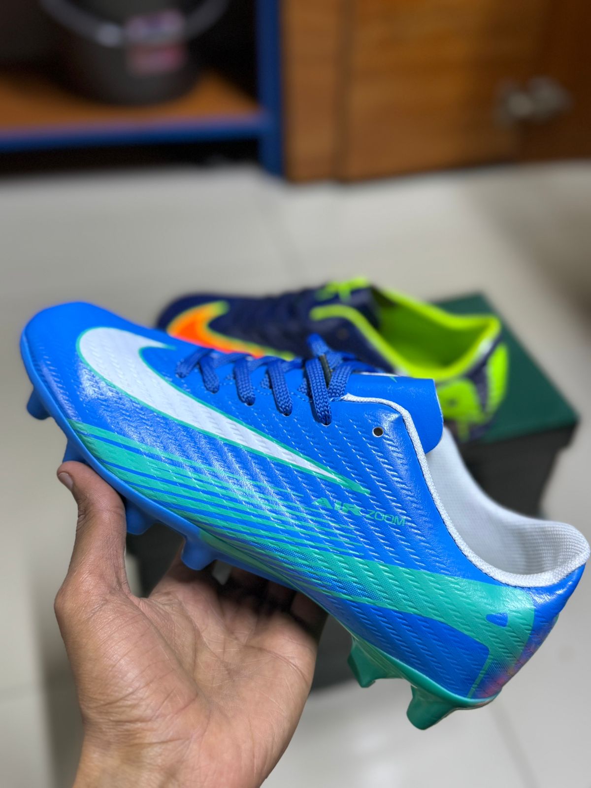 ⚽ Air Zoom Football Boots – Speed, Grip & Style ⚽ Step onto the pitch with confidence in the Air Zoom Football Boots, designed for players who want speed, control, and comfort in every match