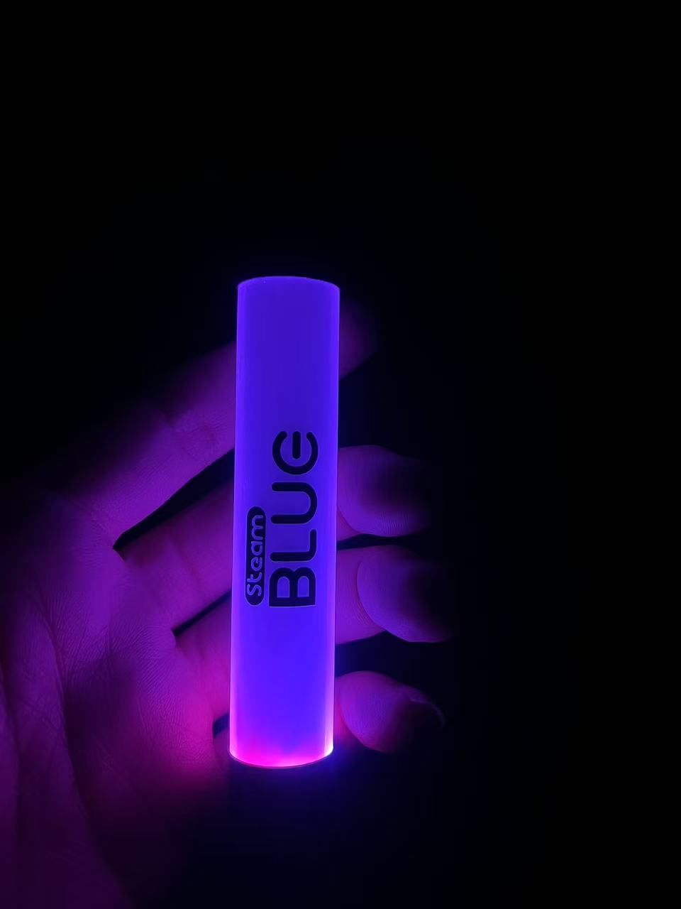 Korea Fashion Shining VAPE Electronic Cigarette Vape Pen Shape Vape E-Cigarette 1500 Puff Disposable -1500 puffs Good Price and Good Quality Korea Fashion Shining Vape Random Seprise Good Flavors