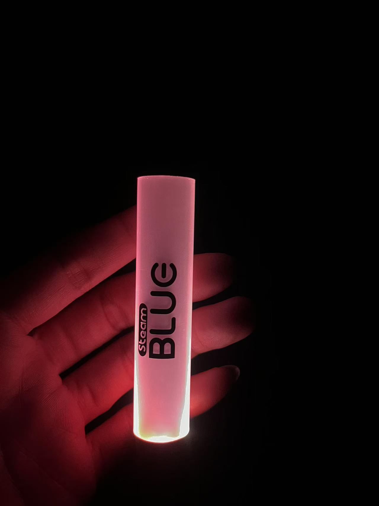 Korea Fashion Shining VAPE Electronic Cigarette Vape Pen Shape Vape E-Cigarette 1500 Puff Disposable -1500 puffs Good Price and Good Quality Korea Fashion Shining Vape Random Seprise Good Flavors