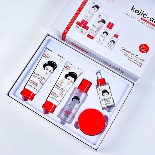 Guanjing Kojic Acid Skin Care Series 5 Piece Set - Toner + Face Serum + Cream + Sunscreen + Facial Wash Moisturizing Anti-aging Lightening Spots