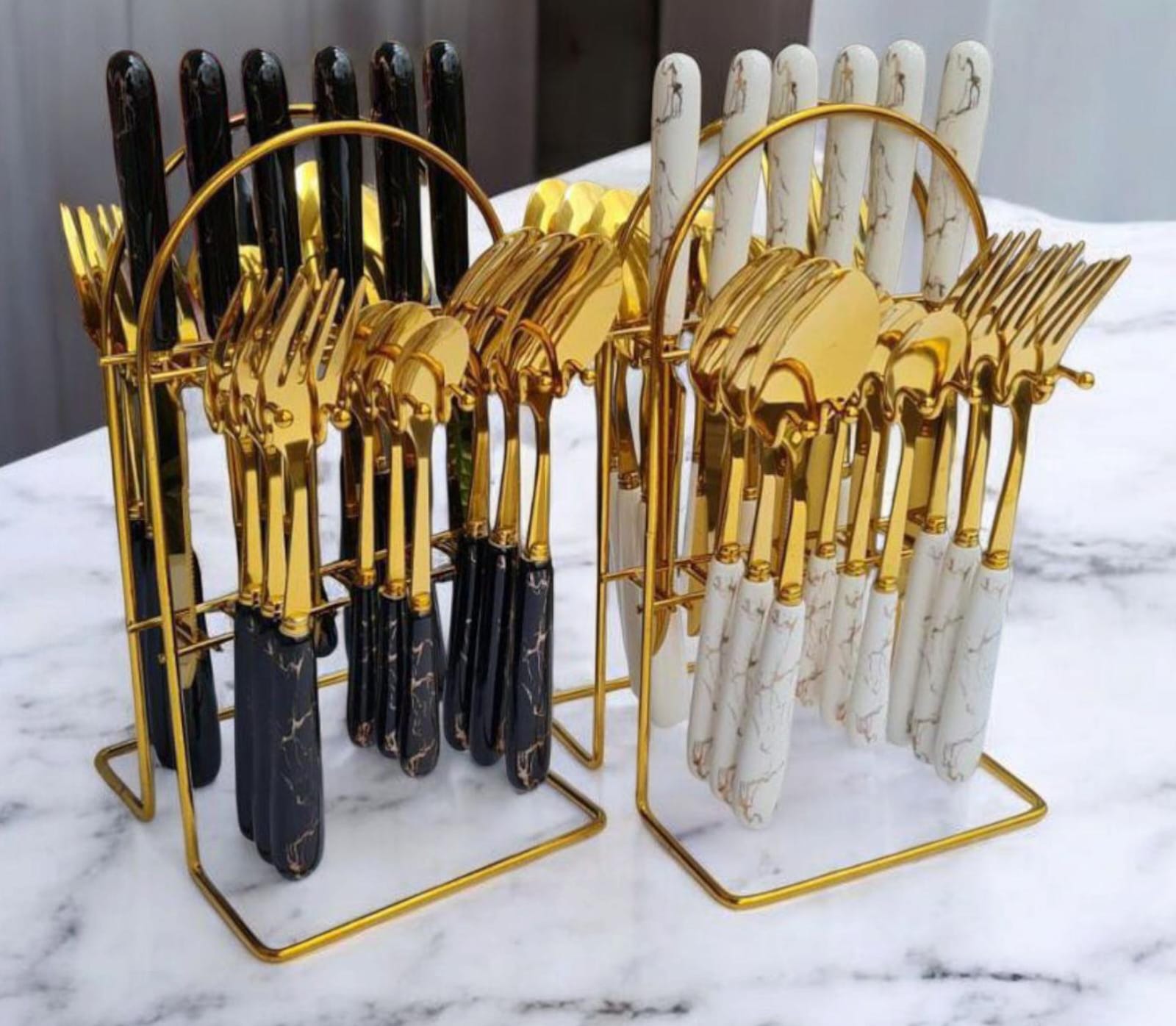 MARBLE CERAMIC HANDLE 24 PCS FLATWARE KNIFE FORK SPOON MATTE GOLD HANGING STAINLESS STEEL CUTLERY
