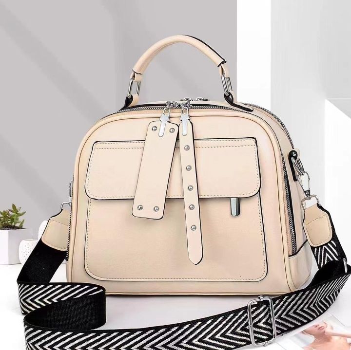 New arrival⚡ High quality  PU leather women's/ladies 🔥 fashion🔥 sling bag🔥 handbag