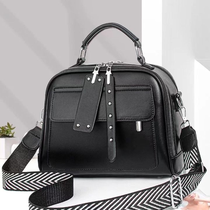 New arrival⚡ High quality  PU leather women's/ladies 🔥 fashion🔥 sling bag🔥 handbag