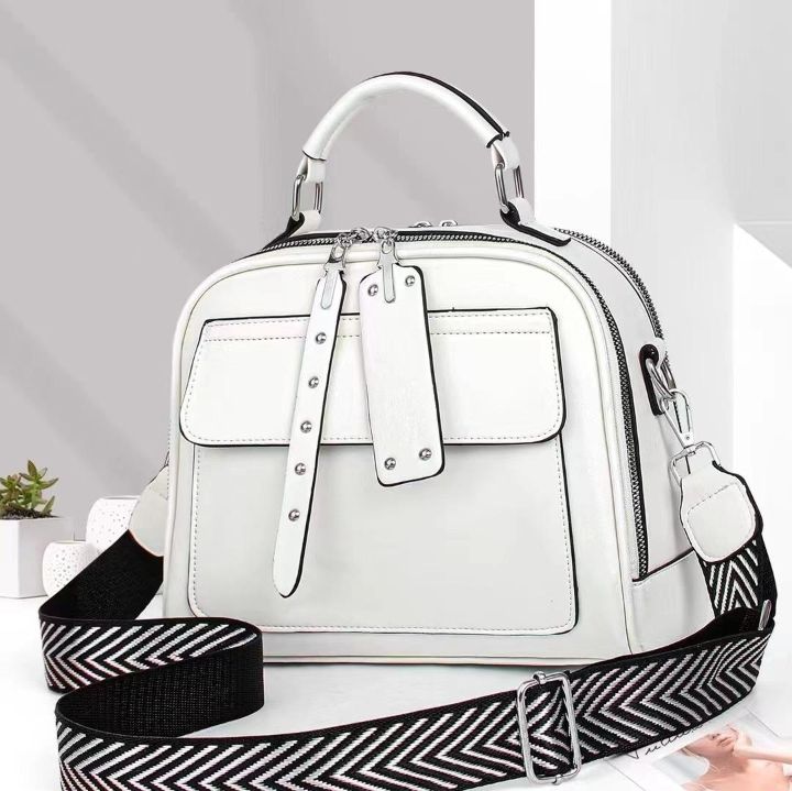 New arrival⚡ High quality  PU leather women's/ladies 🔥 fashion🔥 sling bag🔥 handbag