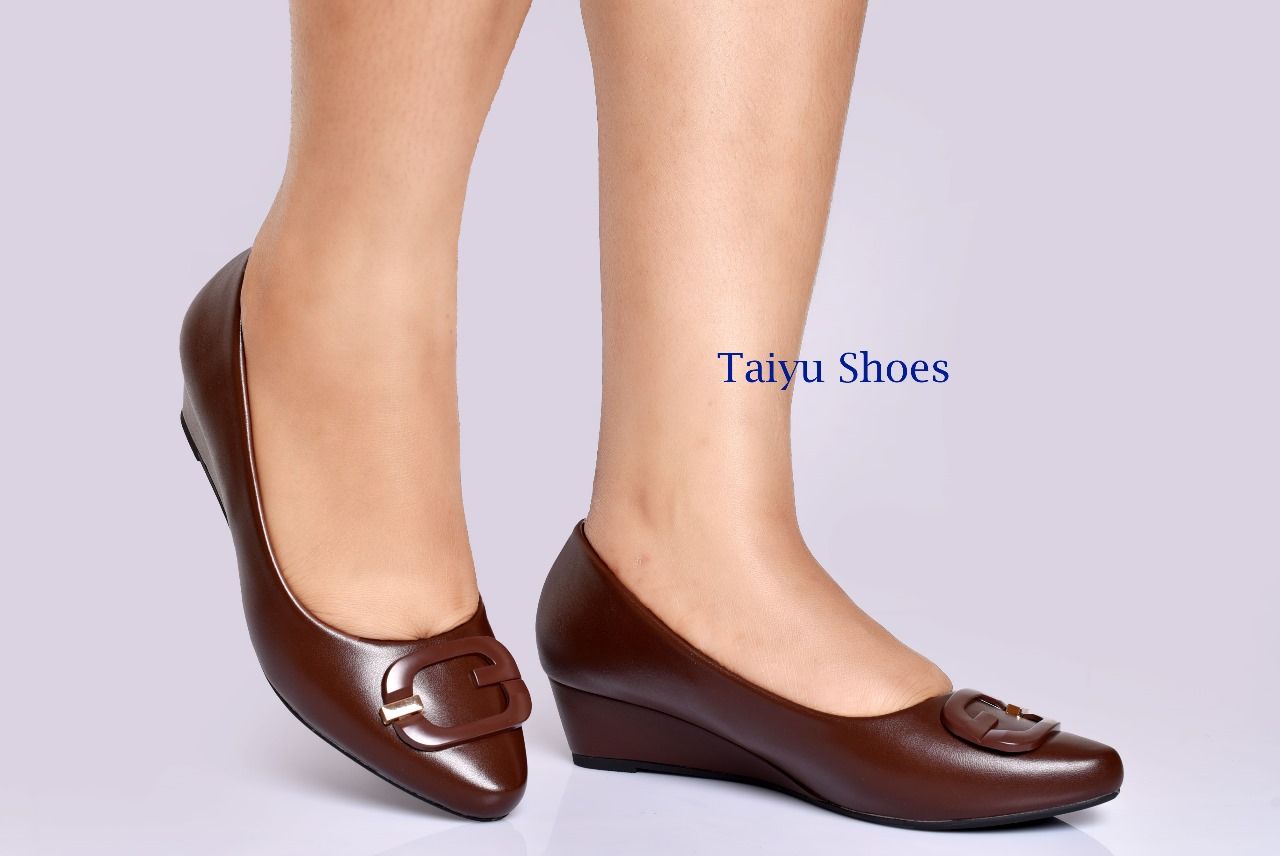 Taiyu Quality 🔥 leather fashionable Taiyu  ladies 💥  women Heels official shoes 💯