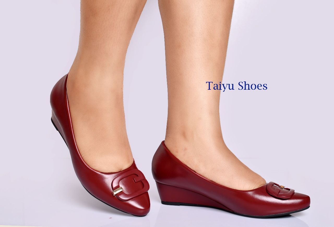 Taiyu Quality 🔥 leather fashionable Taiyu  ladies 💥  women Heels official shoes 💯