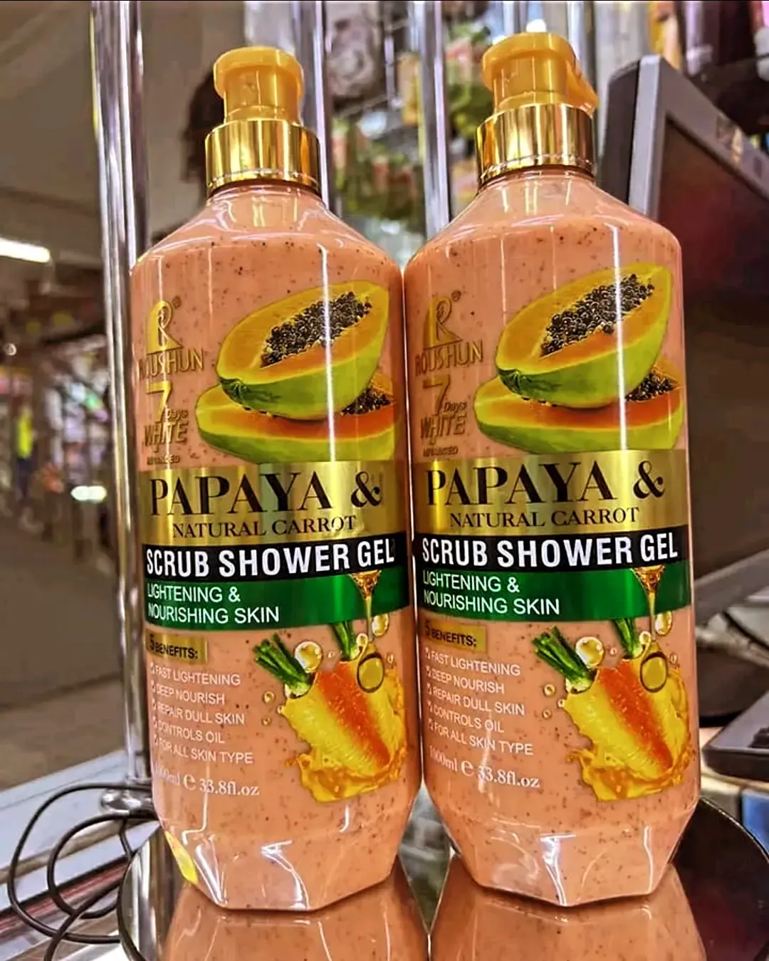 Roushun 7 Days Papaya and Carrot Scrub Shower Gel 1000 ml Removes Acnes Clear Pimples Cleans and Hydrates Glow and Shine rbutin And Kojic Acid Scrub Shower Gel 1000 ml