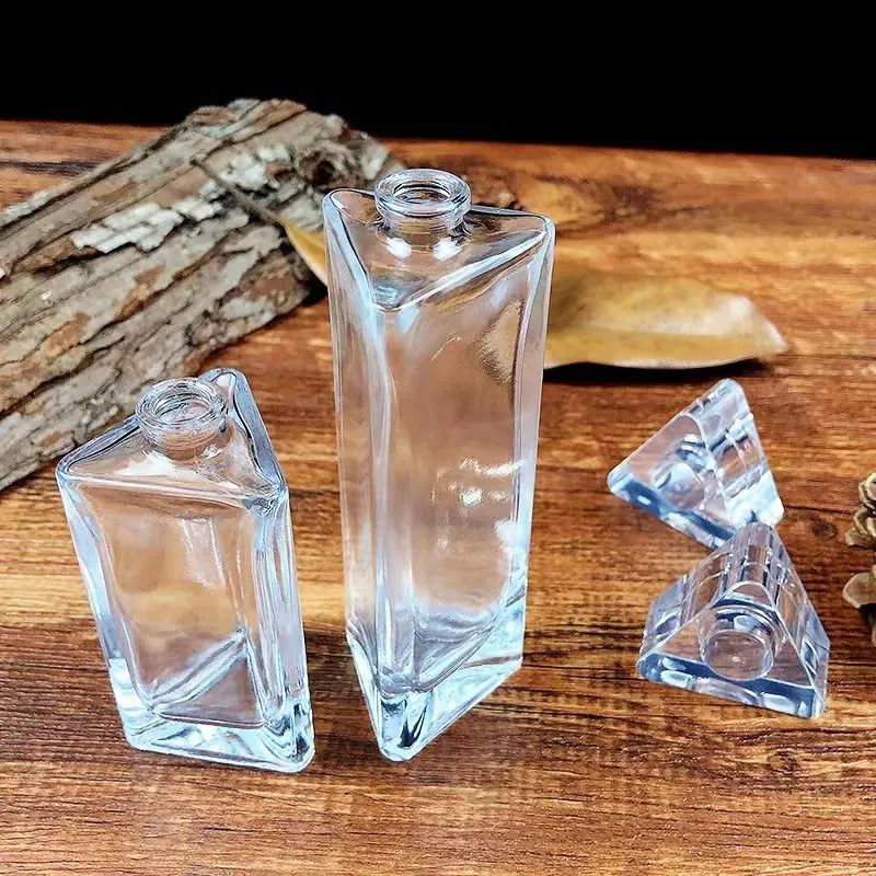 3 Packs 50ml Refill Bottle Ladies Perfume Bottle Round Perfume Refill Cosmetic Perfume Glass Bottle Pump Sprayer Non-transparent coatin+Hot Stamping Glass Product