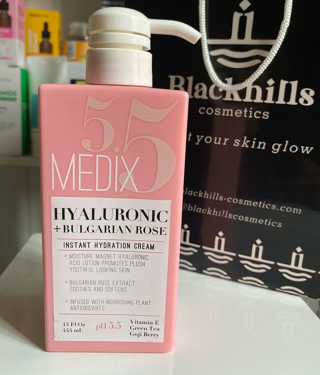Medix 5.5 Hyaluronic Acid Cream w/Bulgarian Rose For Face & Body. Intense Hydrating Cream For Wrinkles & Fine Lines. Anti-Ageing Cream w/Goji Berry, Green Tea, Vitamin E. 444mL