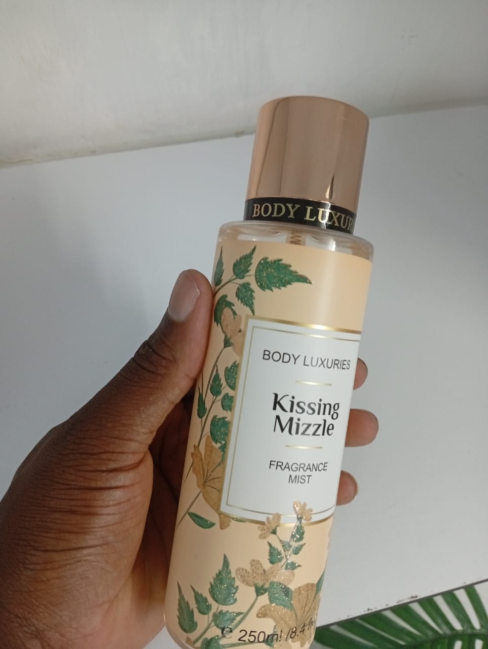 Body Luxuries Kissing Mizzle 250ml Fragrance Body Mist For Women Romantic Perfume Set for Women - Long-Lasting, Non-Irritating, Multi-Purpose Spray Girls Body Signature Collections