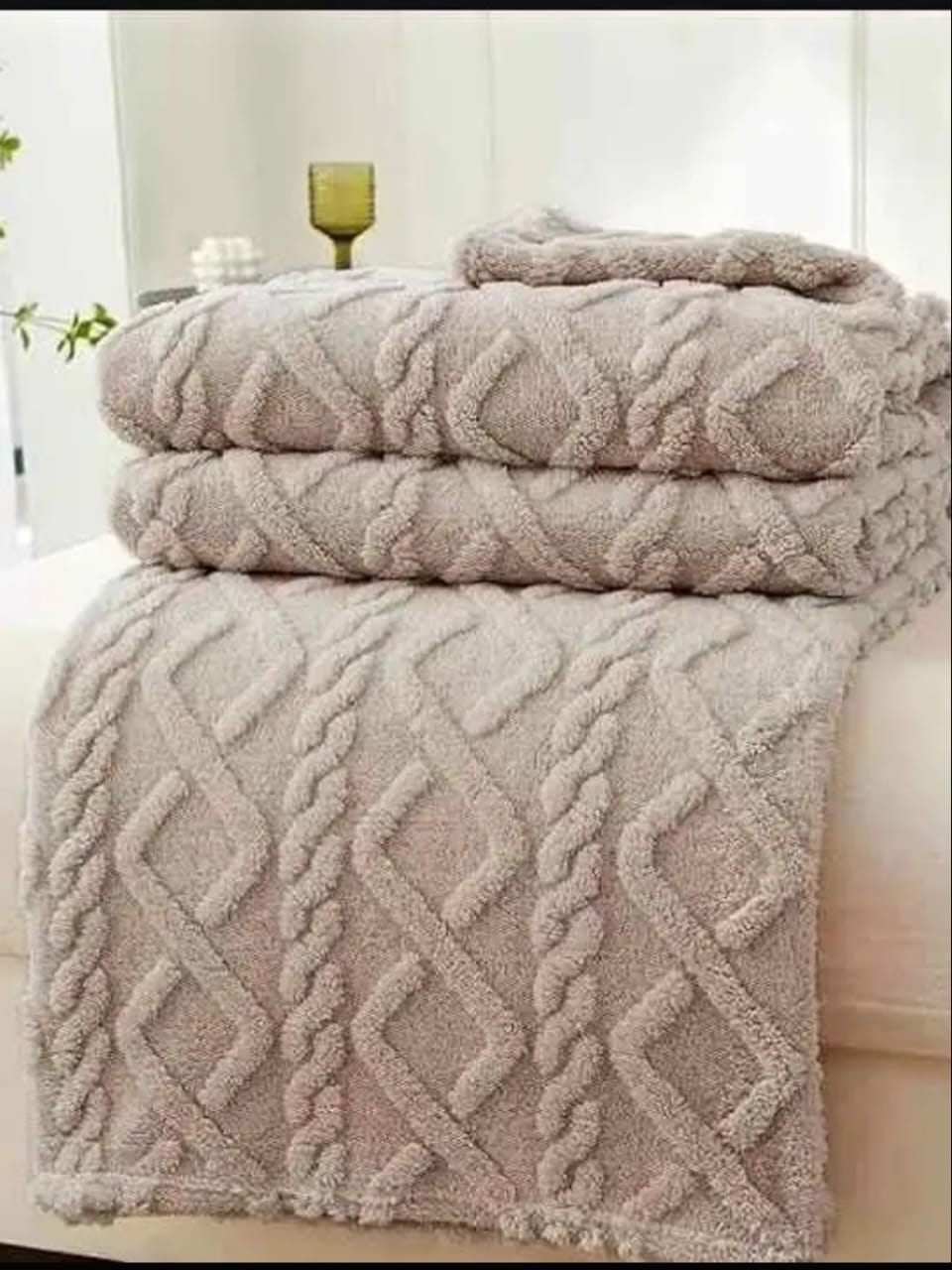 Sherpa Fleece Blanket -Freshen up your bedroom with these duvet /blanket from Shop. It  is a single blanket/duvet,The duvet/blanket is soft, durable and luxurious to touch