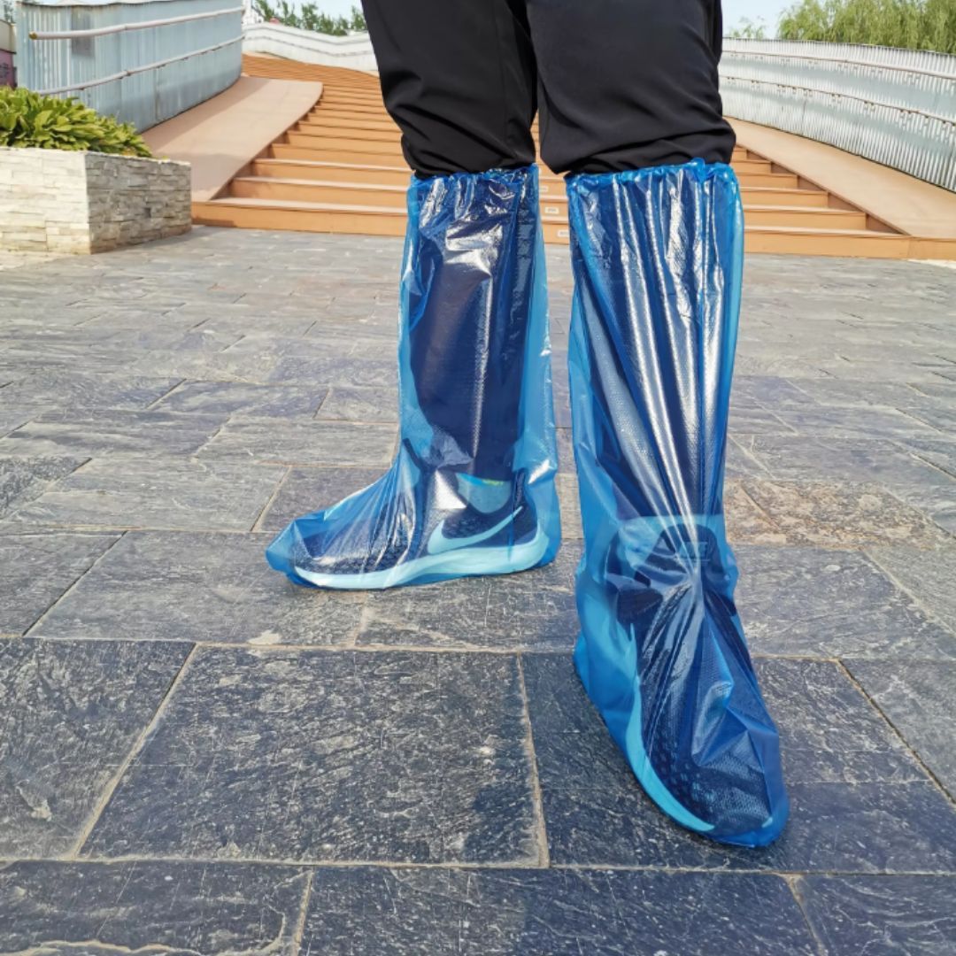 Heavy-Duty Anti-Slip Shoe Covers Waterproof PE Boot Protectors for Rain Mud Dust Proof Blue Knee-High Disposable Emergency Boots Universal Umbrella Coat Hospital Grade Nylon Plastic