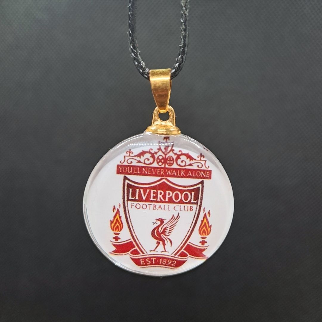 Premier League Team Logo Necklace Football Club Pendant with Leather Strap Arsenal Chelsea Liverpool Manchester United Man U City Soccer EPL Gift Men Boyfriend Souvenir