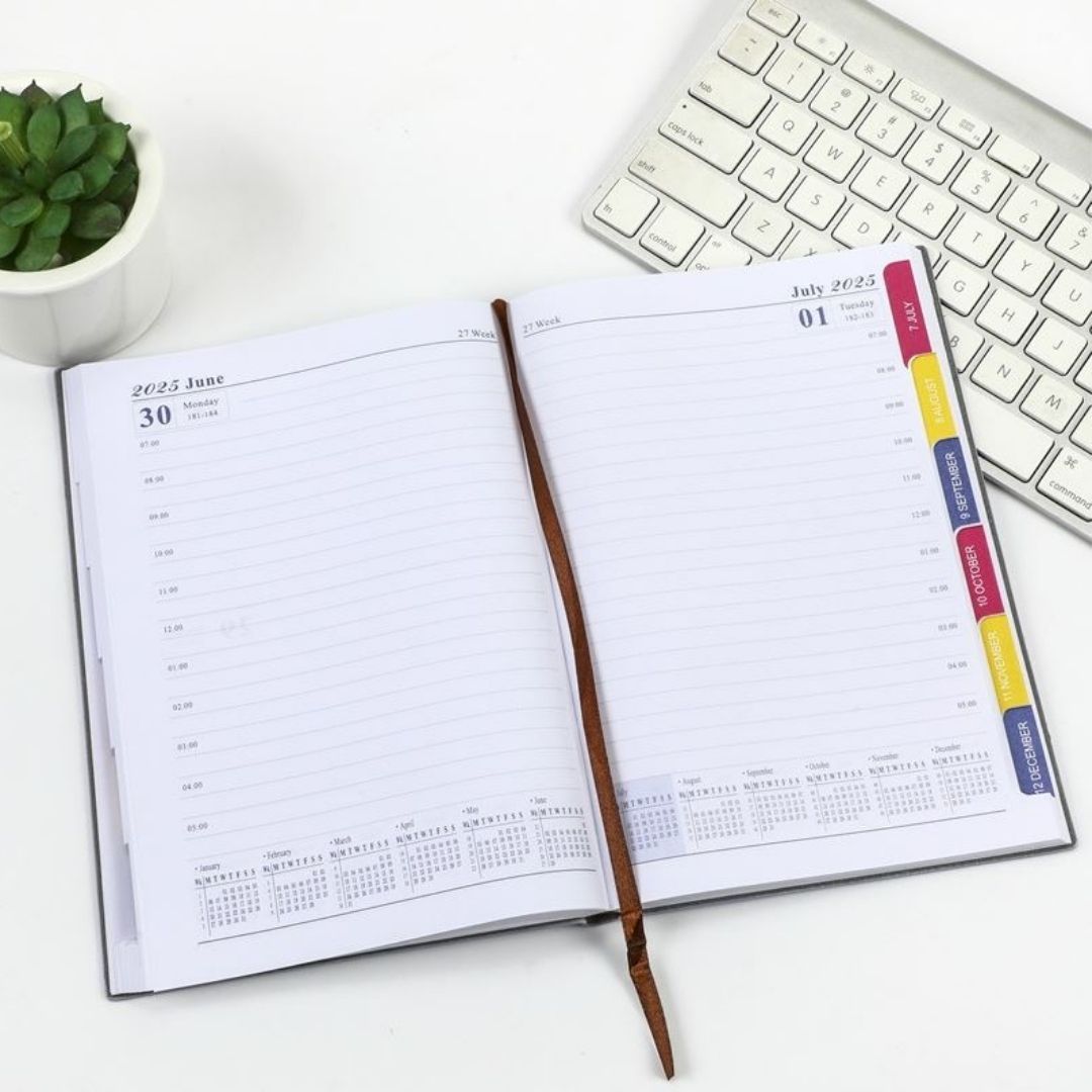 2026 Diary A5 Premium PU Leather Daily Planner GREY Hardcover Business Journal with Pocket Pouch Weekly Goals Bookmark & Calendar Organizer White Classic Design Official Calendar Office Schedule GRAY