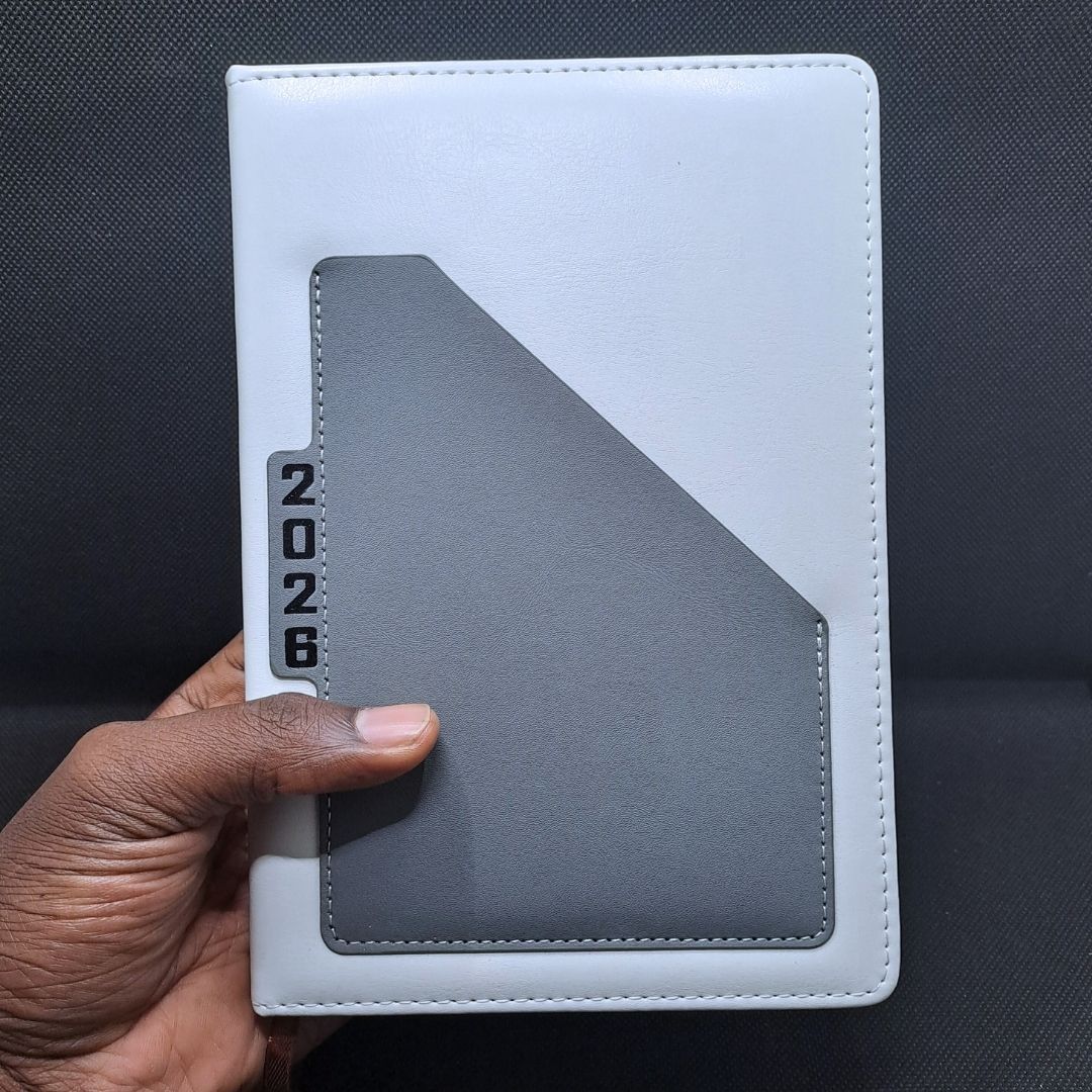 Premium 2026 Diary A5 Daily Planner GREY White PU Leather Hard Cover Executive Journal with Pocket Pouch New Year Classic Design Official Christmas Boxing Day Valentines Birthday 365 Calendar GRAY
