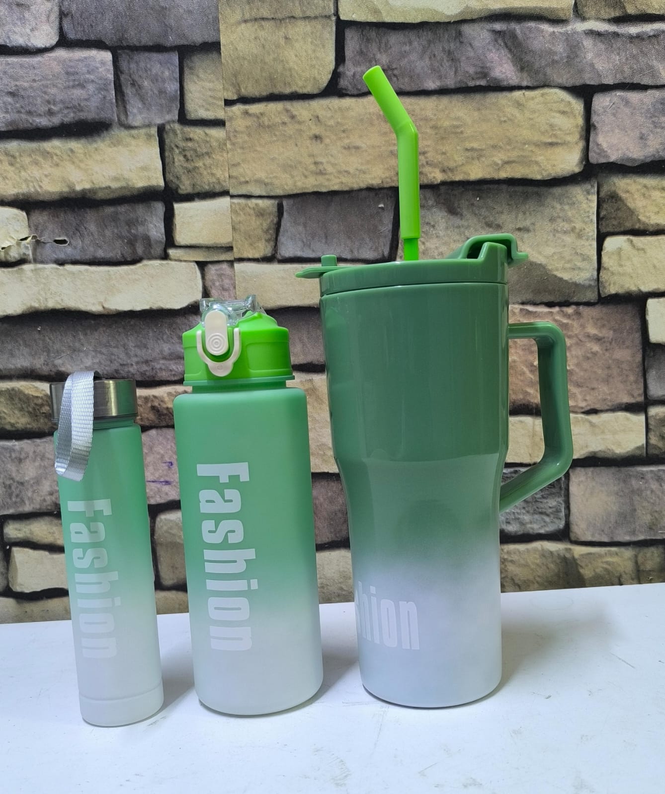 3in1 Stanley Bottle Set ✨
✔️ 1200ml – Perfect for all-day hydration 🥤
✔️ 650ml – Ideal for workouts & travel 🏋️‍♂️✈️
✔️ 280ml – Compact & handy on the go 👌

💎 Durable design with strong quality ha