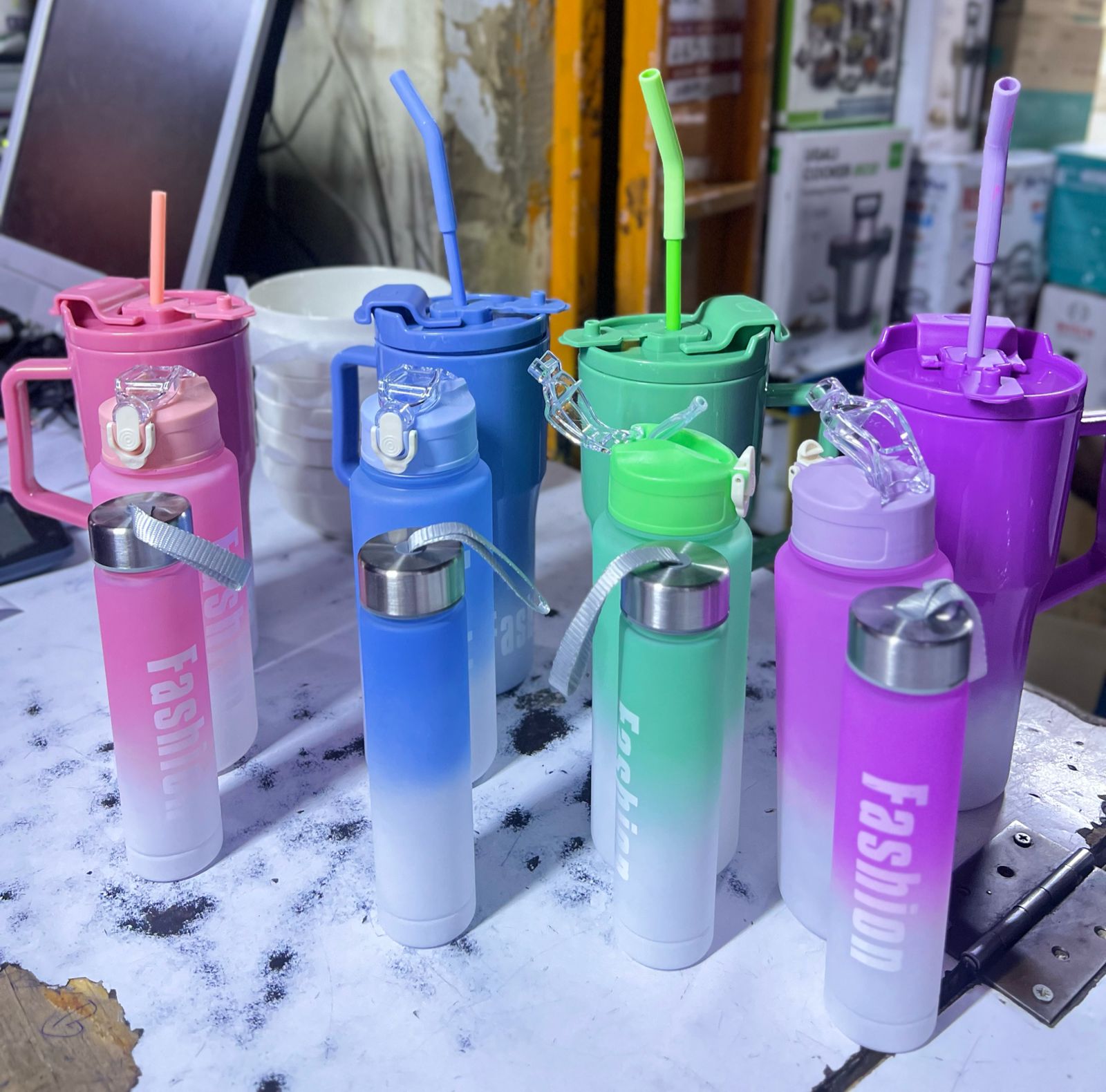 3in1 Stanley Bottle Set ✨
✔️ 1200ml – Perfect for all-day hydration 🥤
✔️ 650ml – Ideal for workouts & travel 🏋️‍♂️✈️
✔️ 280ml – Compact & handy on the go 👌

💎 Durable design with strong quality ha