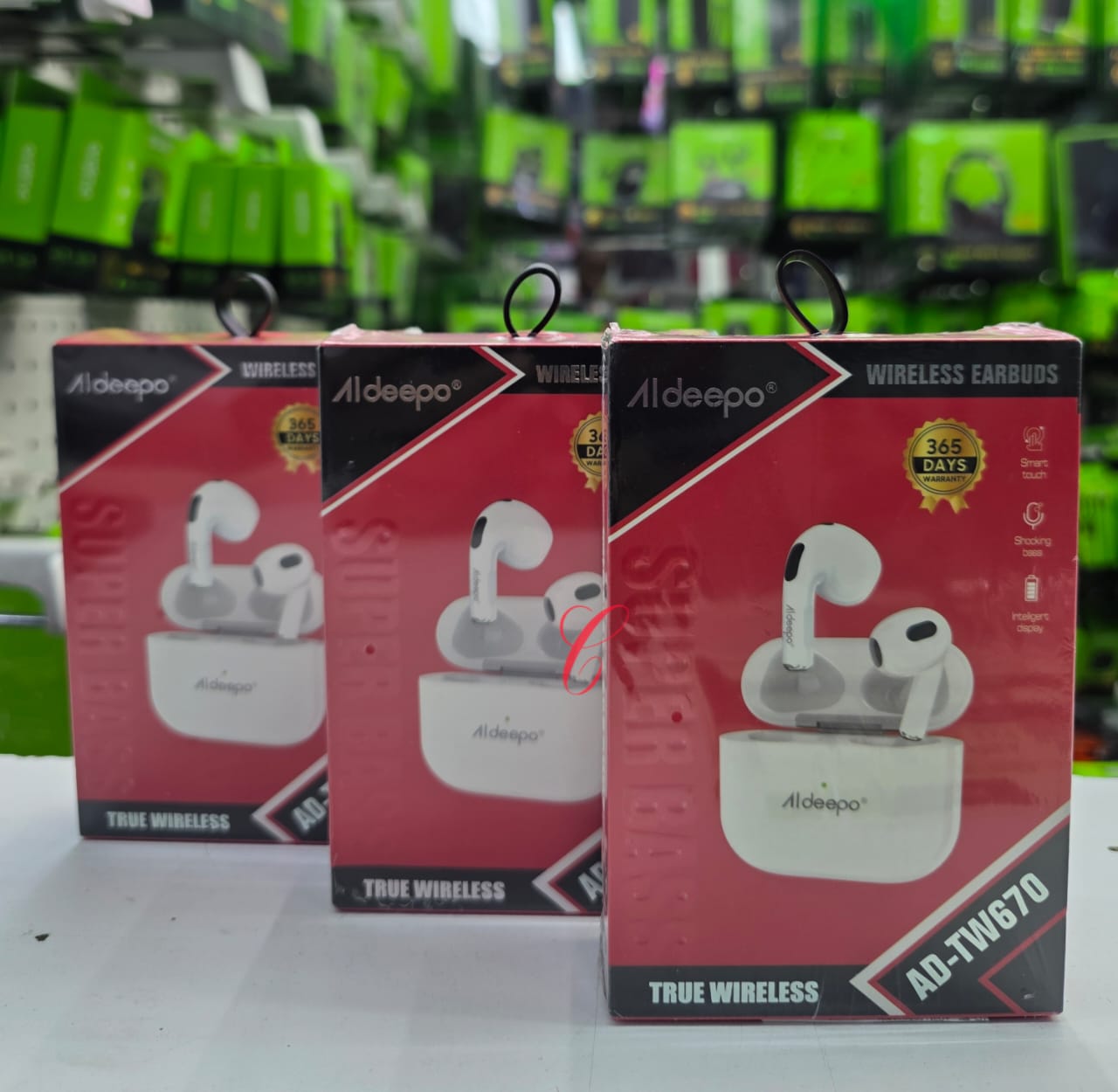 Aldeepo AD-TW670 True Wireless Earbuds
Pure sound, zero fuss! 🎧 Designed without rubbers for a smooth, lightweight fit, these earbuds deliver crisp audio, deep bass, and all-day comfort. With seamles