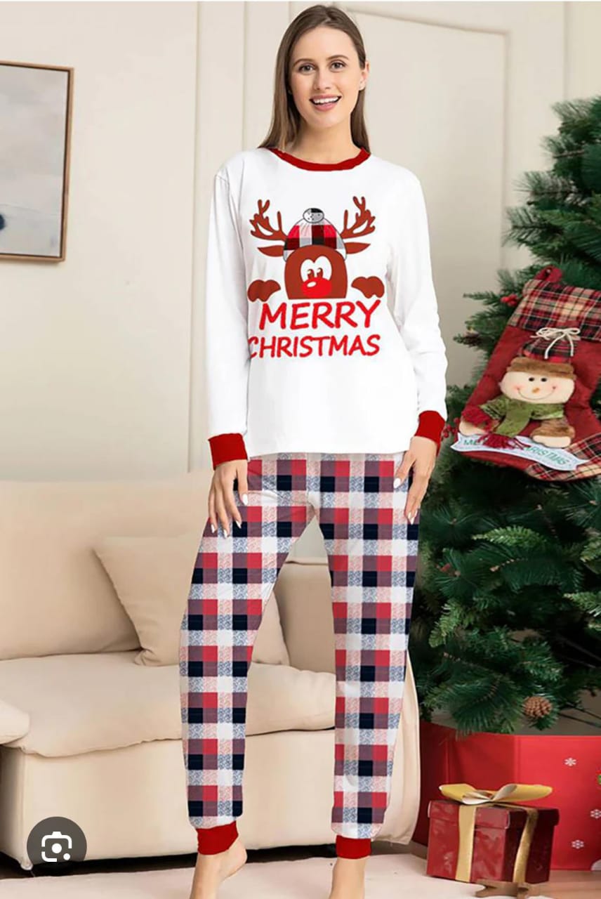 CHRISTMASS COSTUMES. Christmas Pajama set, wear these matching pajamas to spend an unforgettable Christmas with your family.