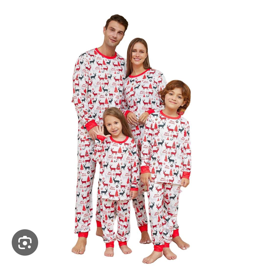 CHRISTMASS COSTUMES. Christmas Pajama set, wear these matching pajamas to spend an unforgettable Christmas with your family.