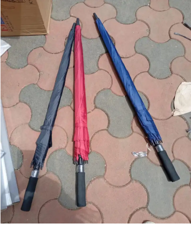 High Quality Wide Portable Family Umbrella Can Withstand strong Rains, strong winds Can Hold Upto 3 People