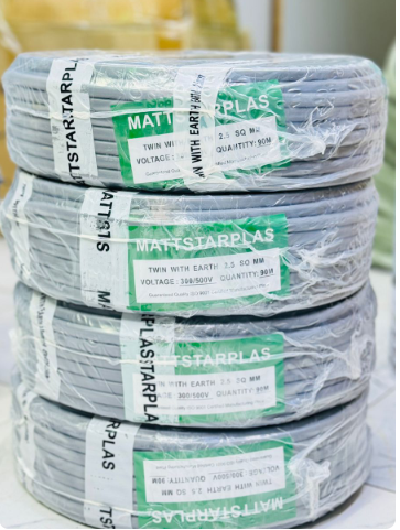 MATTSARPLAS WITH EARTH 2.5mm Twin 90M