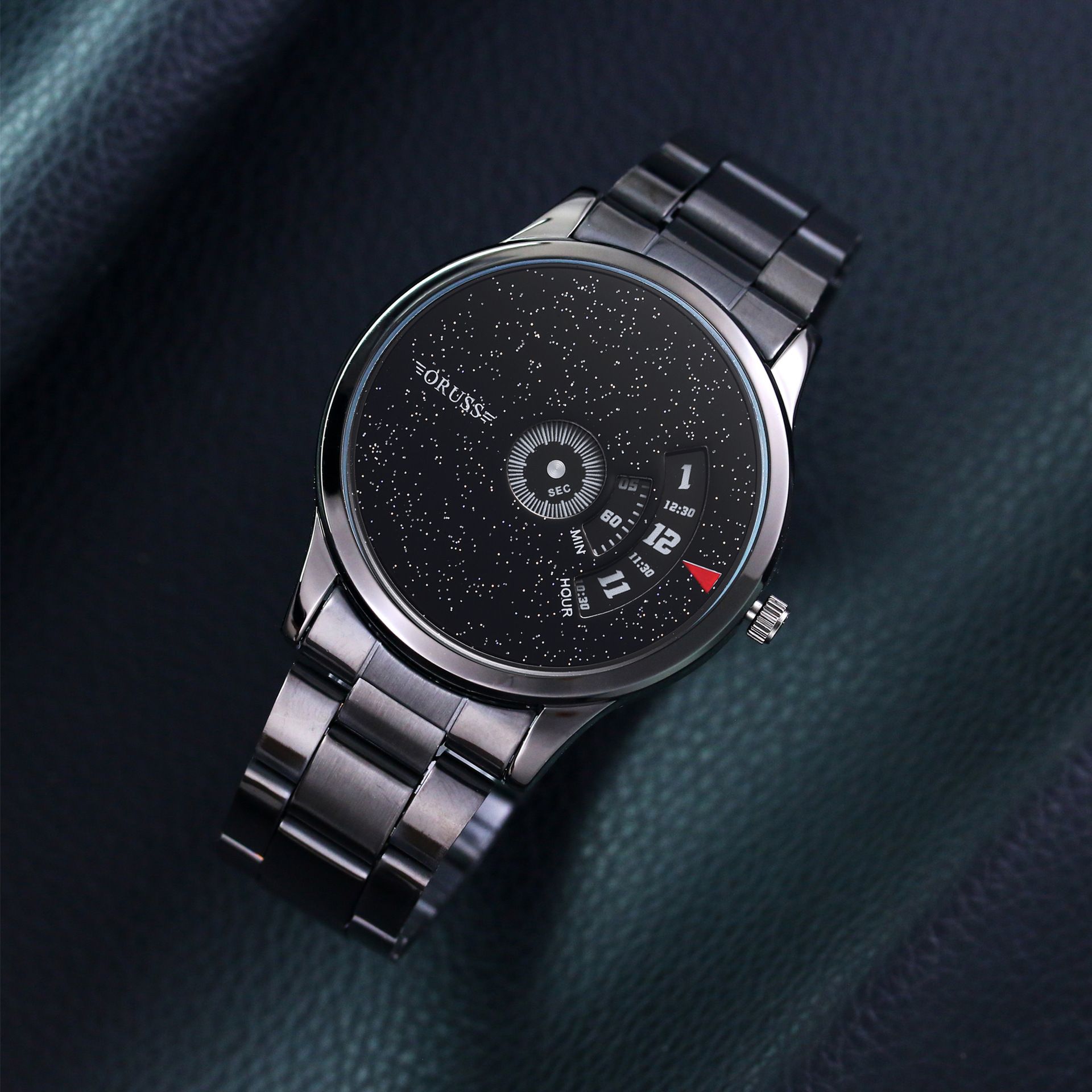 ORUSS Men Watches Personality Steel Strap Quartz Men's Sports Watches Male Wrist Business Watch Black