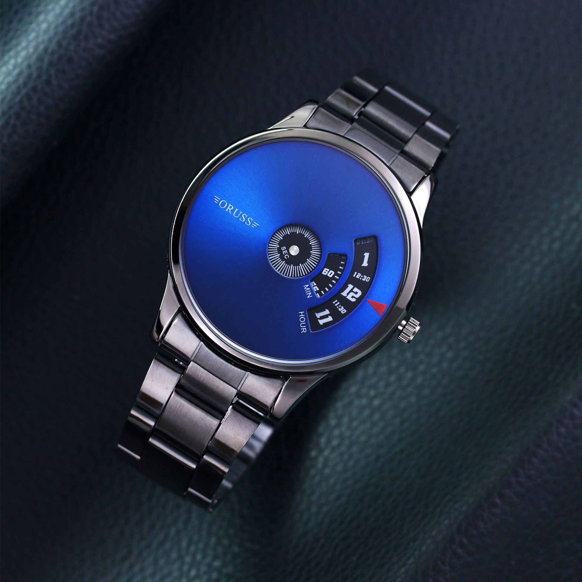 ORUSS Men Watches Personality Steel Strap Quartz Men's Sports Watches Male Wrist Business Watch Black