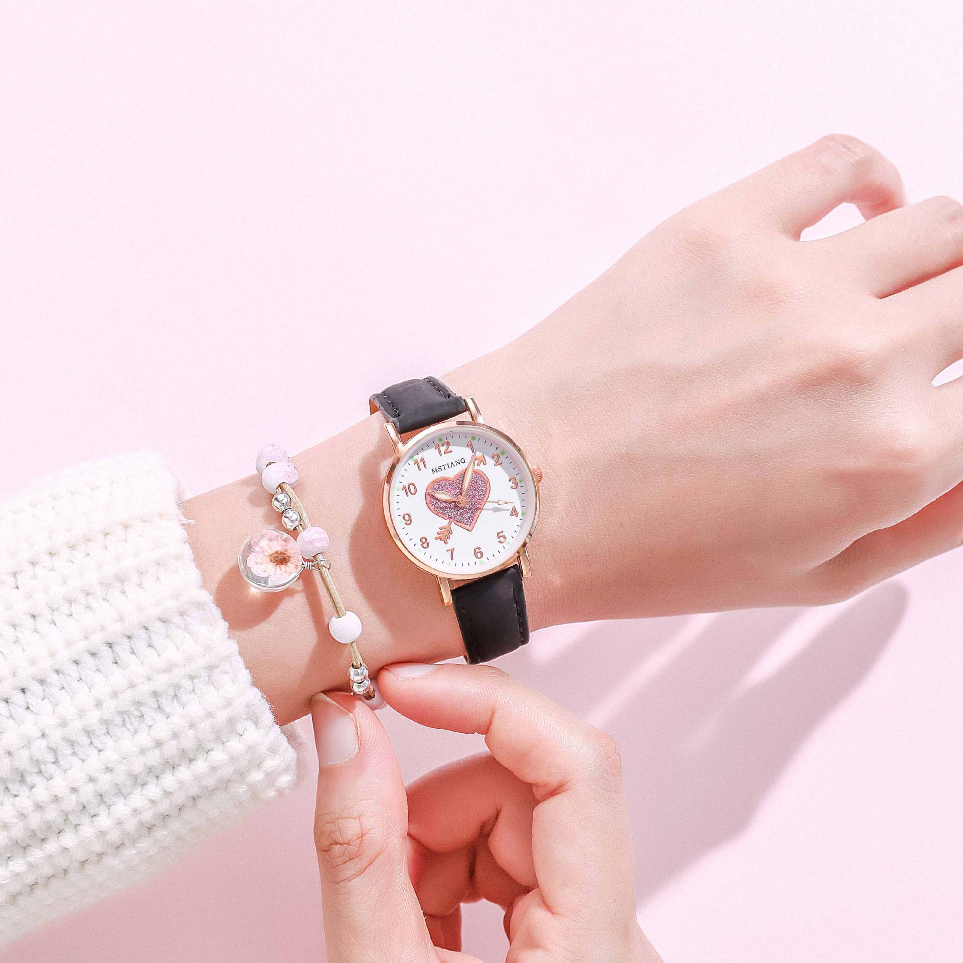 Ladies Watches Hearts Quartz Watch Back Light Watch Diamond-studded Luminous Casual Leather Belt Watches
