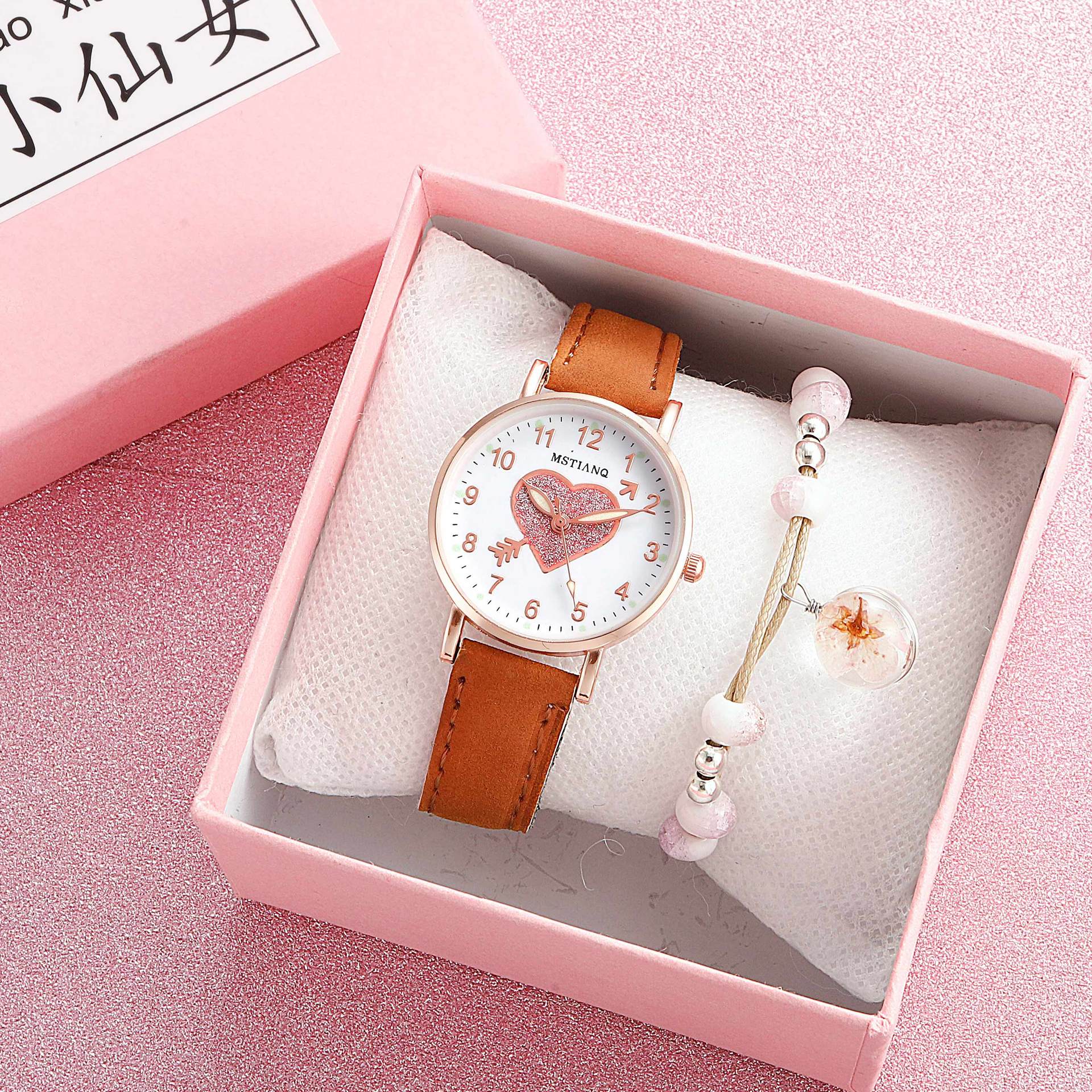 Ladies Watches Hearts Quartz Watch Back Light Watch Diamond-studded Luminous Casual Leather Belt Watches