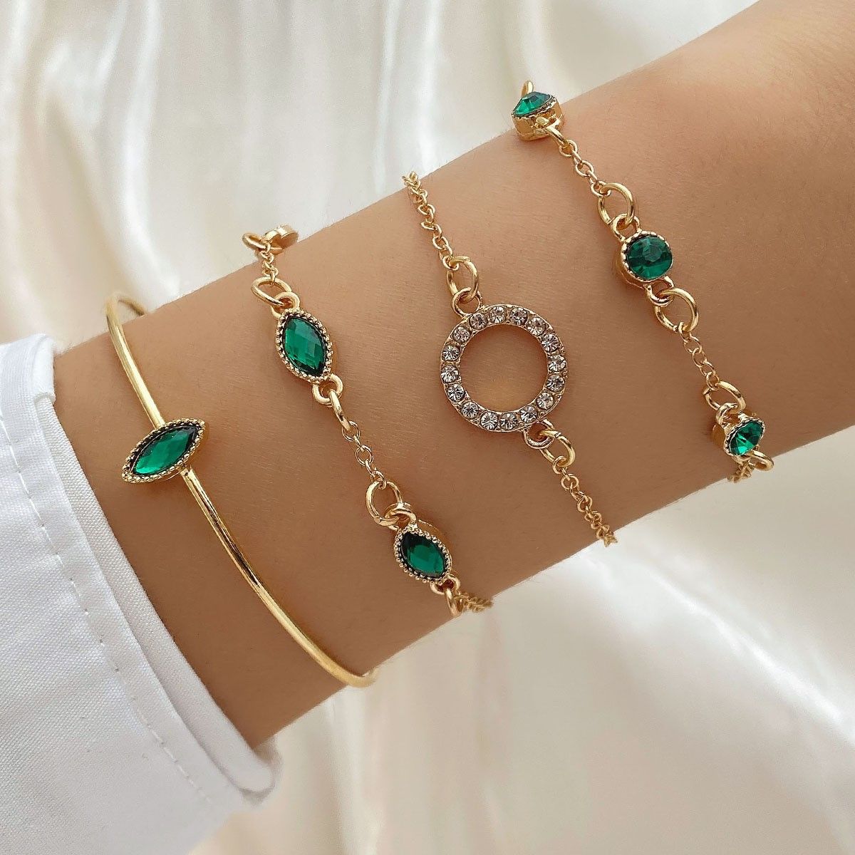 5pcs/Set Retro Style Bracelet Love Full Of Spinning Rhinestones Shiny Infinity Symbol Geometric Green Rhinestone Bracelet Eco-friendly