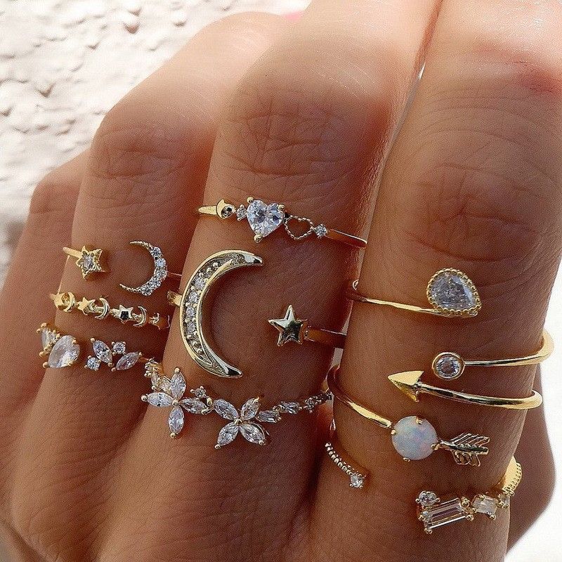 9pcs Exquisite Golden Moon Love Rhinestone Set Joint Ring For Women Daily Party Decor Gift