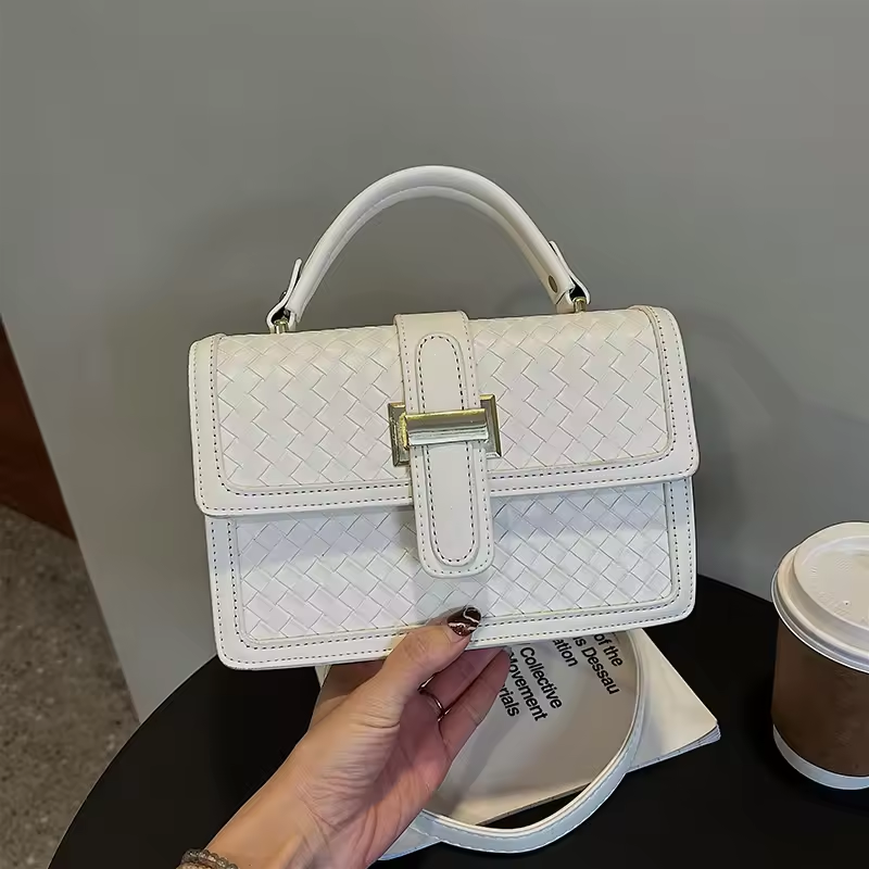 New Design hand Purses Young Woman Popular Handbags Ladies Luxury Small Hand Bags For Girls