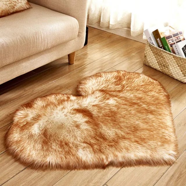 Soft and Cozy Heart-Shaped Rug for Bedroom and Living,Kids,Nursery,Teen Girls Room Decor Carpet