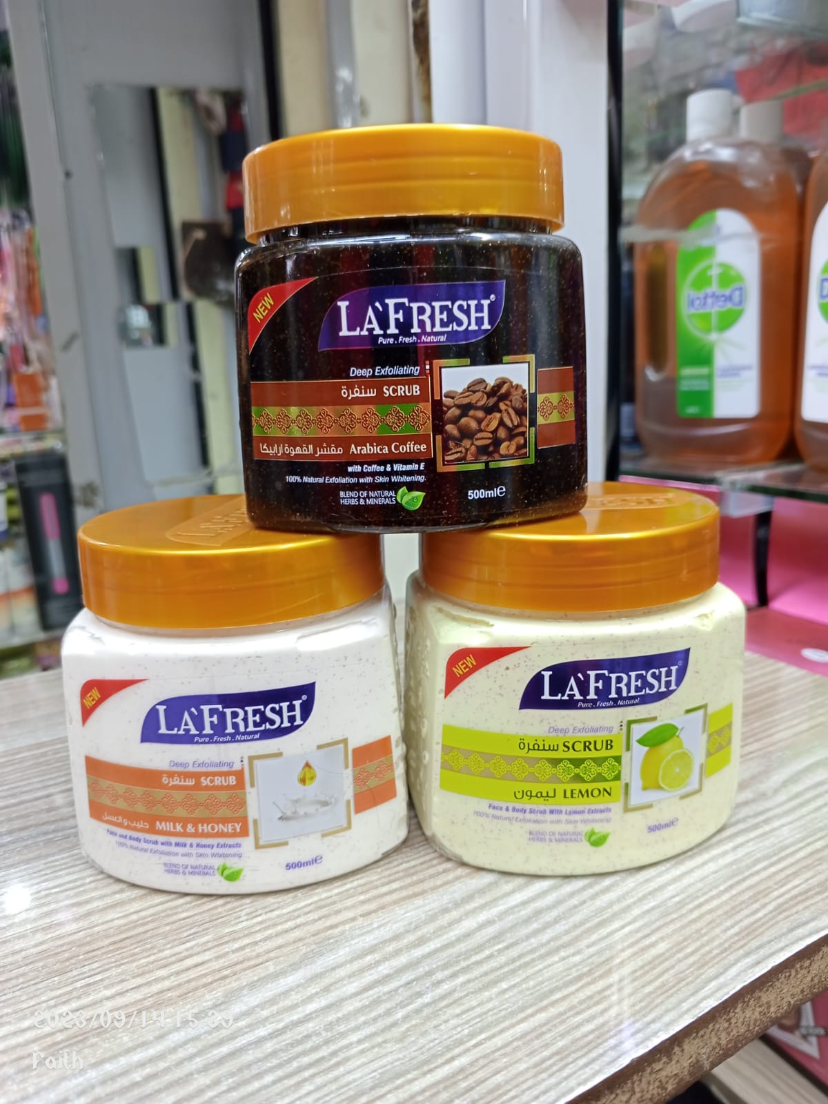 La Fresh Deep Exfoliating Natural Scrub