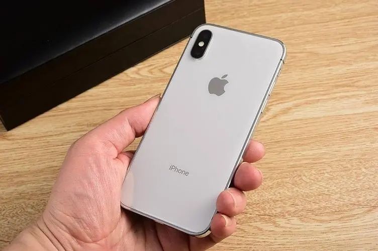 Refurbished iPhone X 256GB/64GB / 12MP+7MP 5.8 inch Smartphone   A11 Bionic processor 2G/3G/4G/LTE single standard SIM