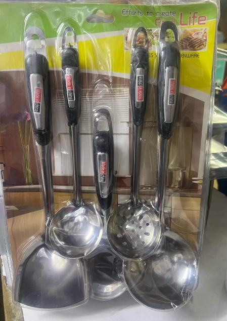 Kitchen spoons, set of 5 kitchen ware set .
