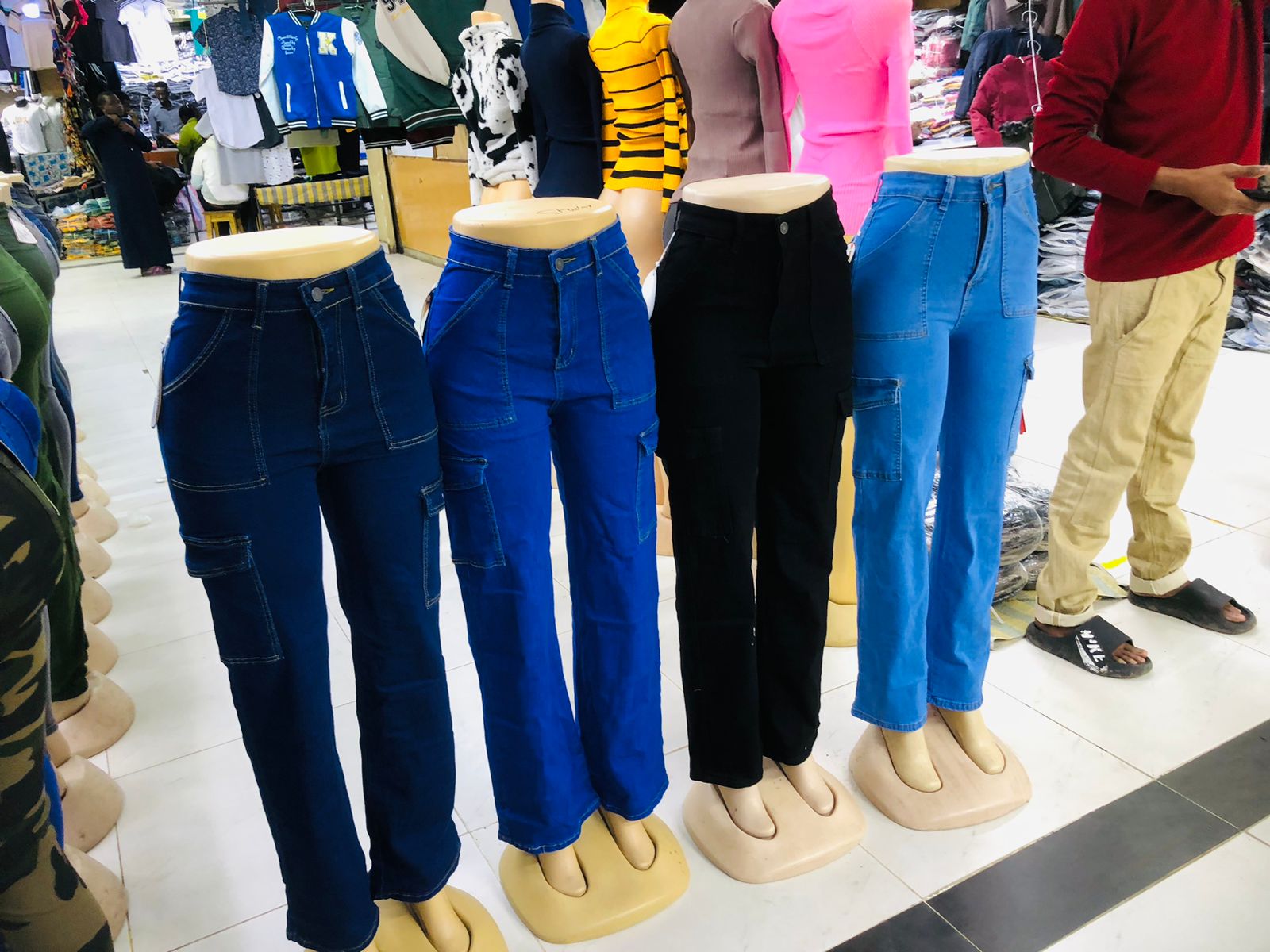 High quality denim Women's Wide Leg Casual Pants with Eight Pockets, High Waisted Cargo Pants, Combat Military Trousers (sizes 27, 28, 30, 32, 34)