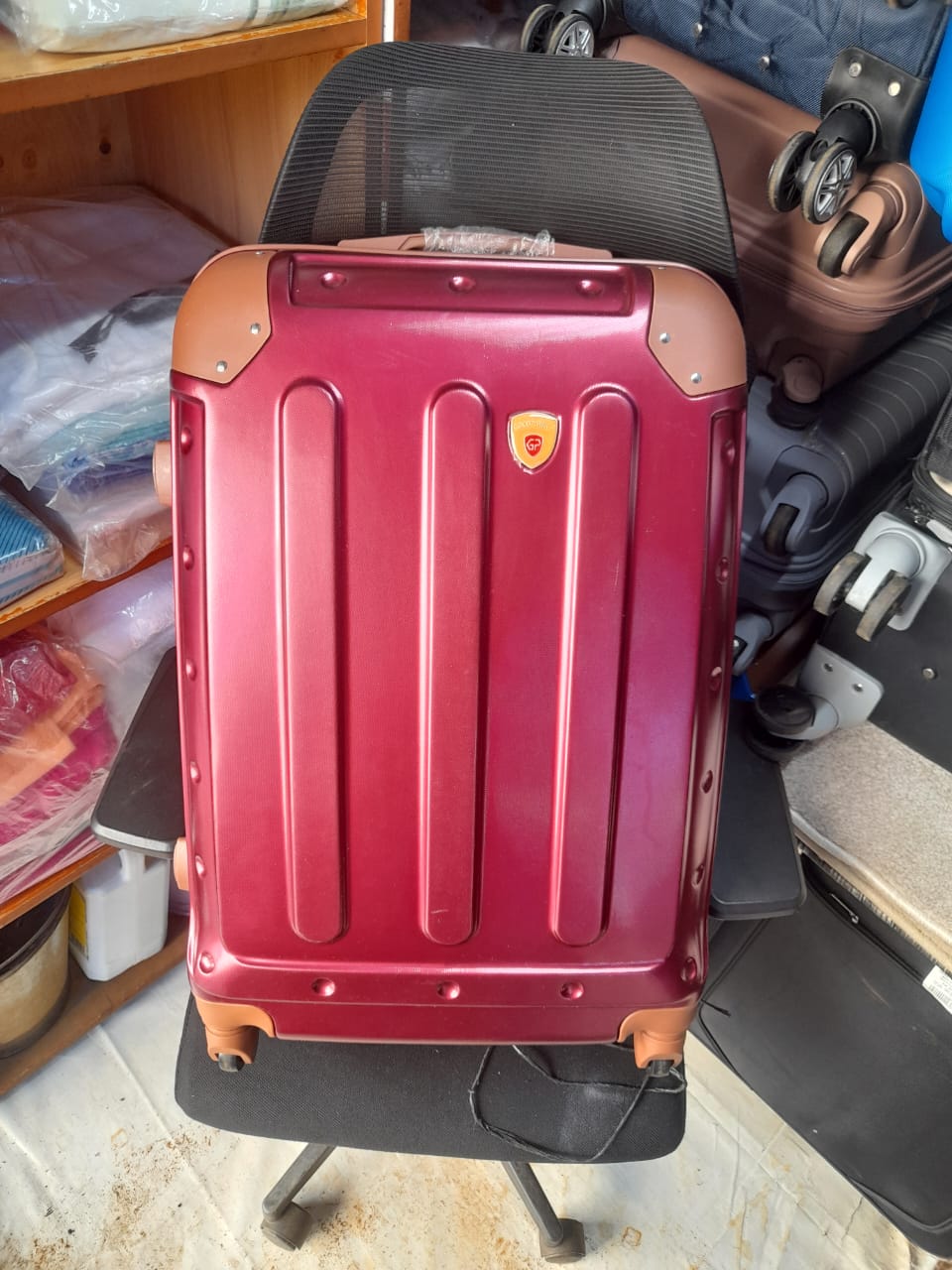 Good Partner Pvc 4 Wheel Suitcase.