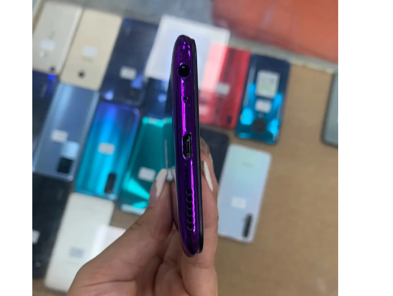 Refurbished VIVO Y93  Y93S 128GB+4GB 6.2-inch 13mp+8mp Face Wake up Face Recognition Brush Face Unlock AI Smart Dual Camera  Smart Feature Random  phone