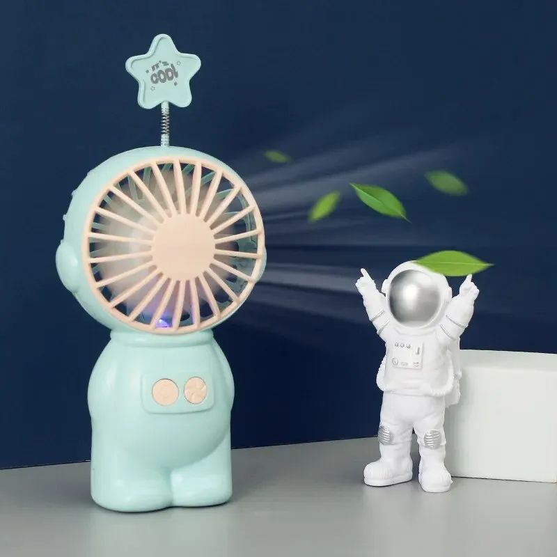 1pc Creative Astronaut Mini Fan Portable Handheld Fan Handheld Mini Portable USB Charging Handheld Mini Fan