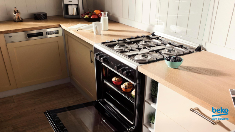 BEKO COOKER GE12121DX 4 gas + 2 hotplate hob STAINLESS STEEL WIDE OVEN GLASS TOP (1 YEAR WARRANTY)