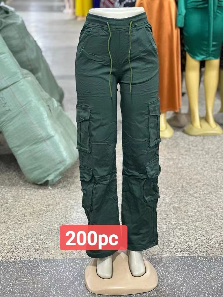 High quality Khaki Women's Wide Leg Casual Pants with Eight Pockets, High Waisted Cargo Pants, Combat Military Trousers (sizes 27, 28, 30, 32, 34)