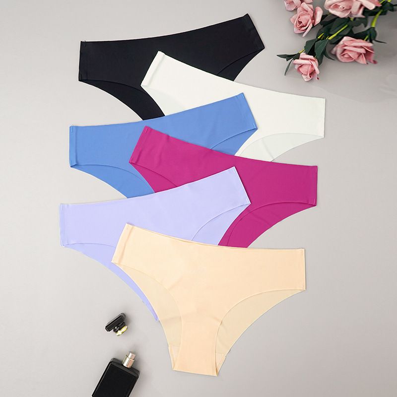 5pcs Comfortable Seamless Briefs for Women - Stretchy and Simple Intimates Panties for Everyday Wear and Lingerie