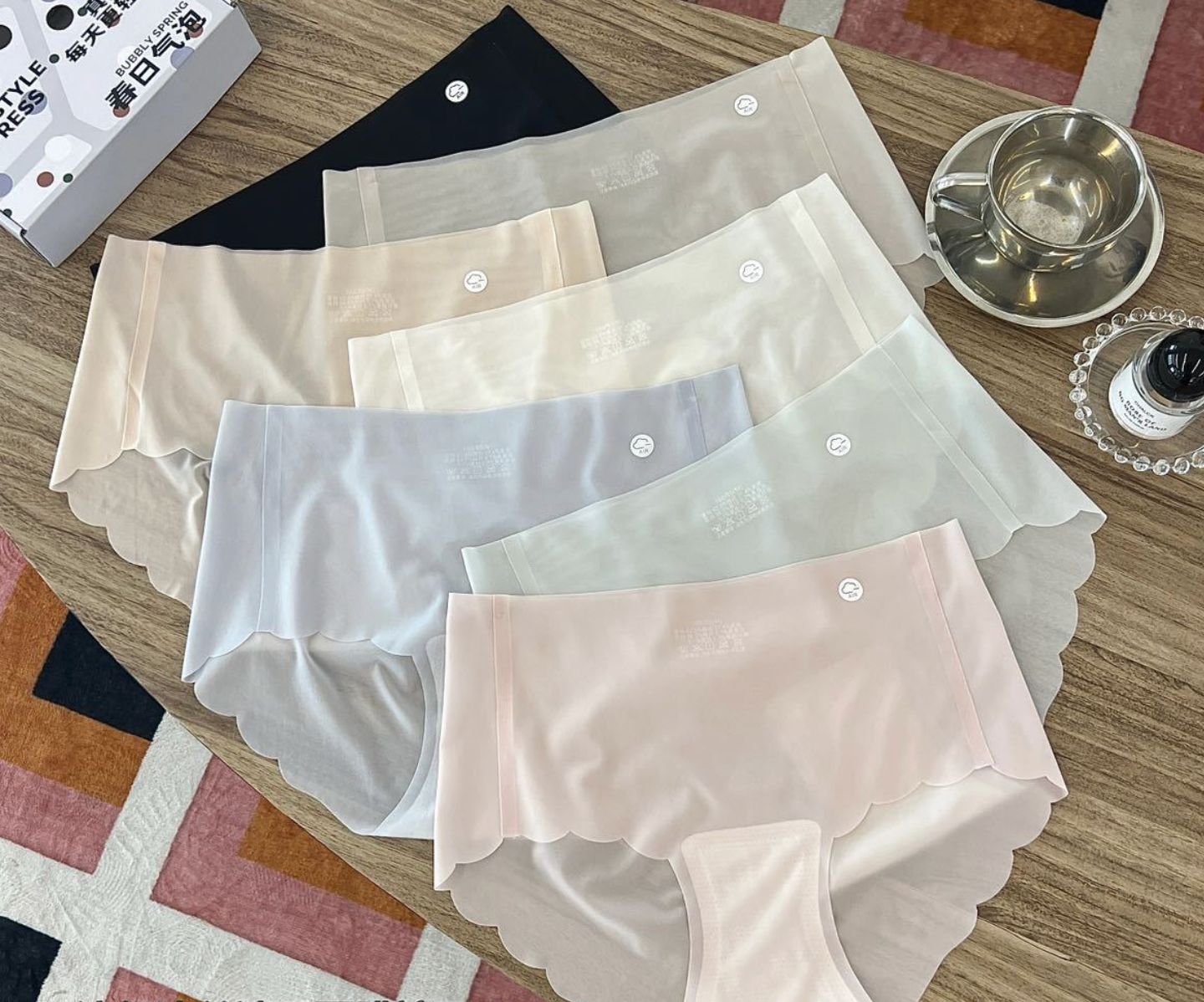 5PCS Underwear Seamless Ice Panties Ice Silk Midriff Tummy Tucking Hip Lifting Ultra Thin Women's Panties Teenage Triangle Panties Women's Seamless Ice Silk Panties Quick Dry Comfort Invisible Panties